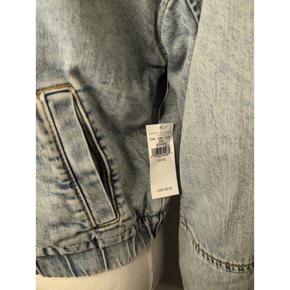 American Eagle NWT denim fur crop bomber jacket XS - Picture 2 of 9